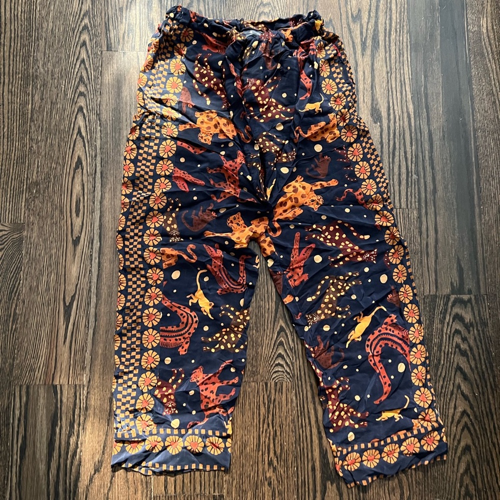 Farm rio straight style silk leopard print size s